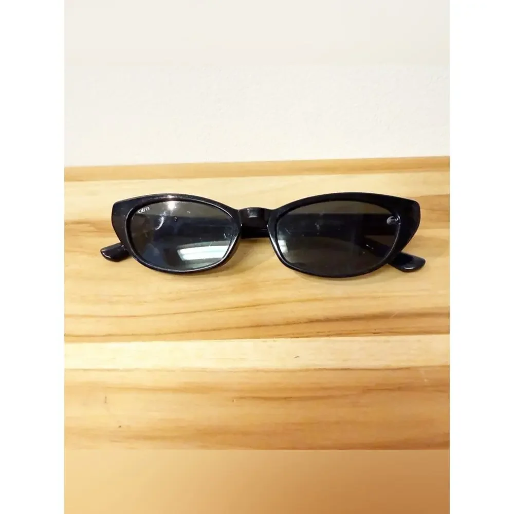 OTRA Shona Cat Eye Sunglasses in Black